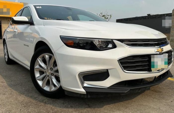 2019 Chevrolet Malibu LT - Image 2